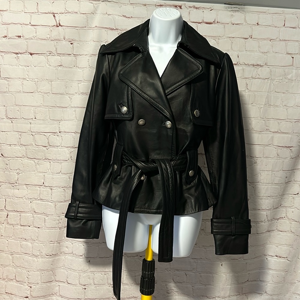 Wilson’s Short Black Leather Jacket Sz M